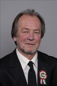 Aknay János